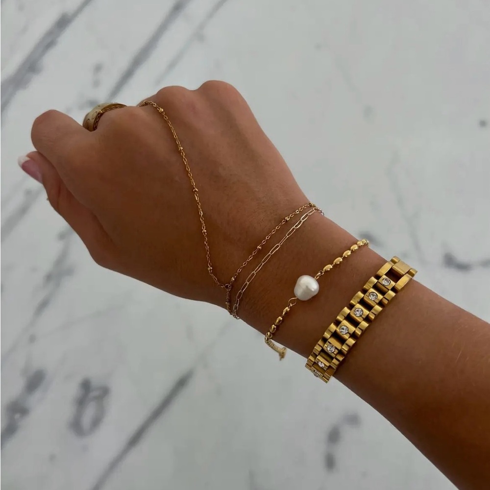 NEW 18k gold filled Elegant Gold  Bracelet Band